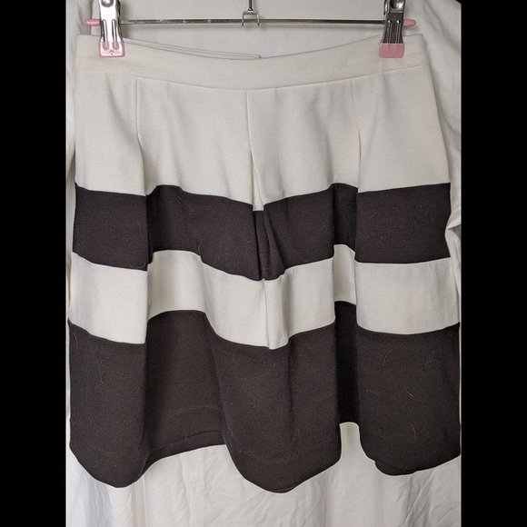 Express Design Studio Black & White Colorblock Midi Skirt - Picture 4 of 5